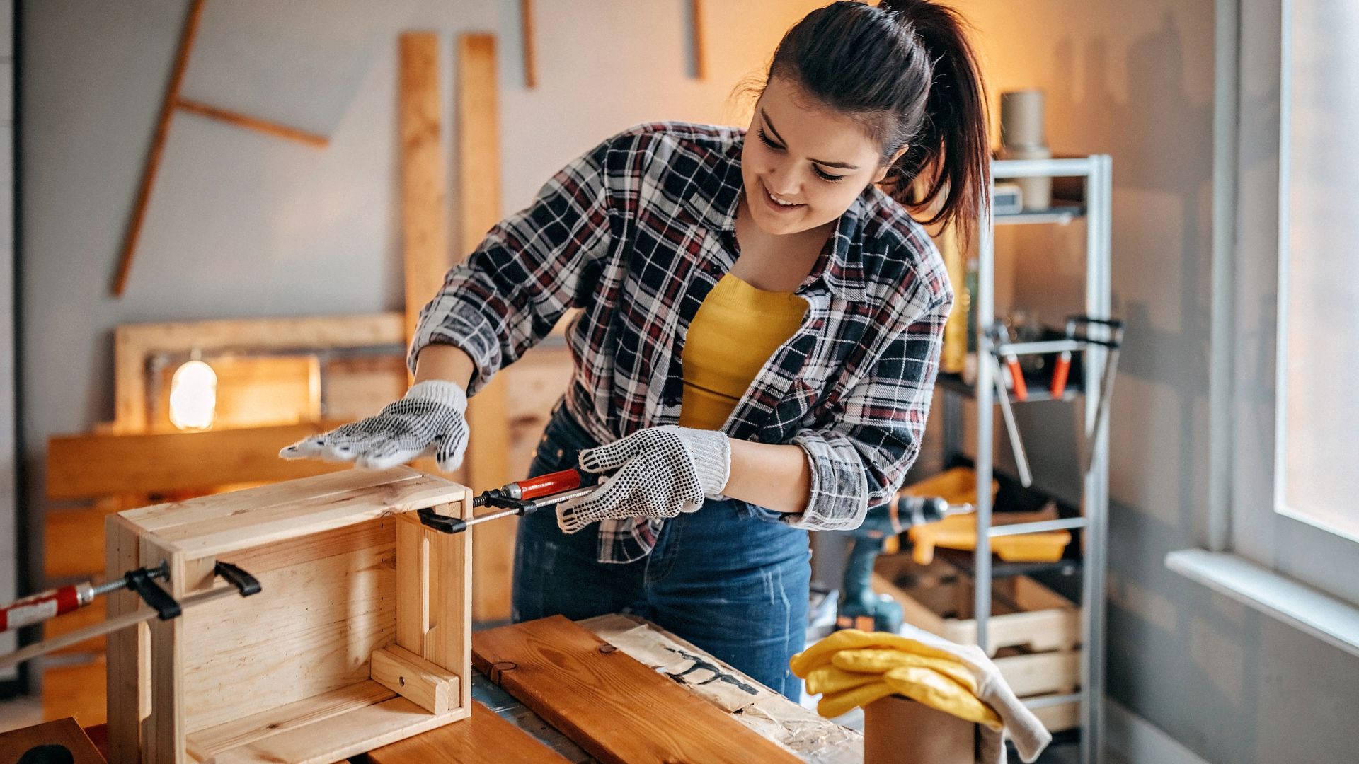 Comment aménager son atelier de bricolage chez soi : astuces, outils et organisation